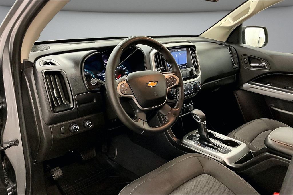 Used 2022 Chevrolet Colorado LT AWD/4WD image 18