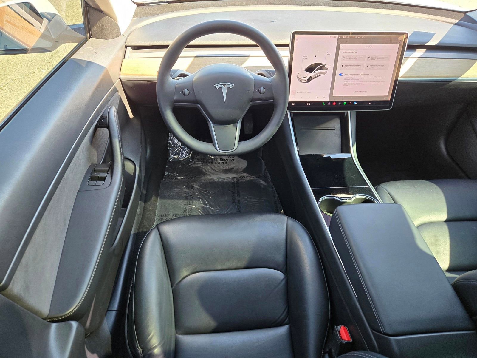 Used 2020 Tesla Model 3 Standard Range Plus image 11