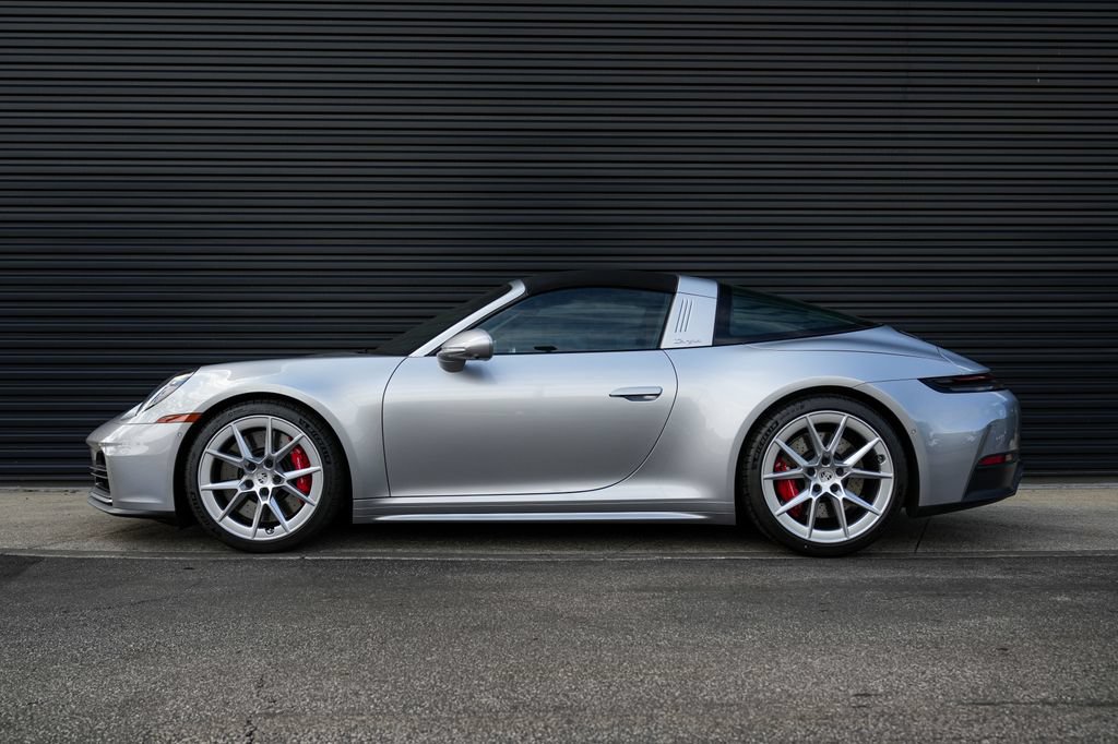 Certified 2026 Porsche 911 Targa 4S AWD/4WD image 2