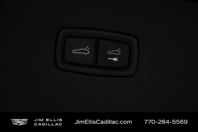 Used 2022 Porsche Cayenne Coupe image 32