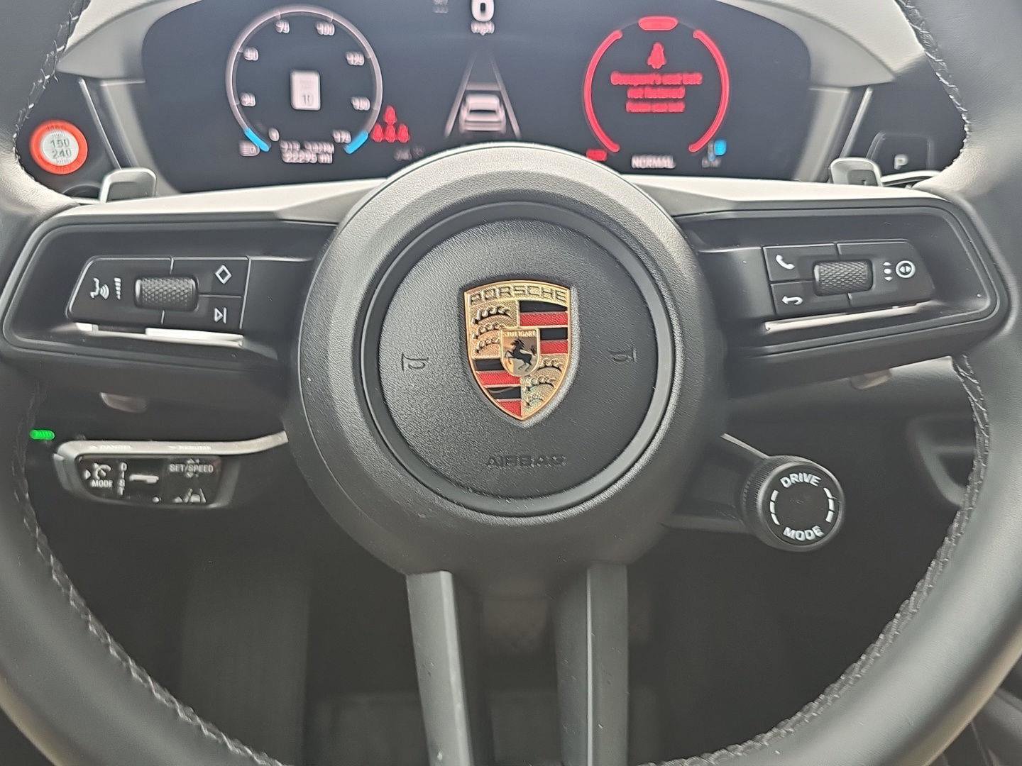 Used 2024 Porsche Cayenne image 14