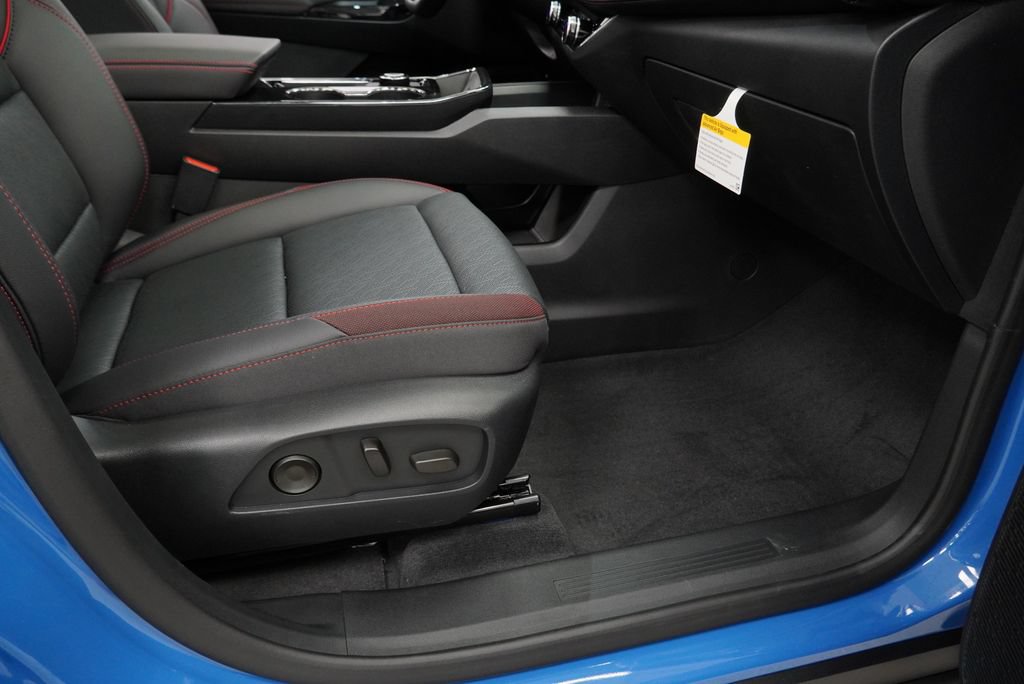 New 2027 Chevrolet Equinox RS w/ Convenience Package III AWD/4WD image 31