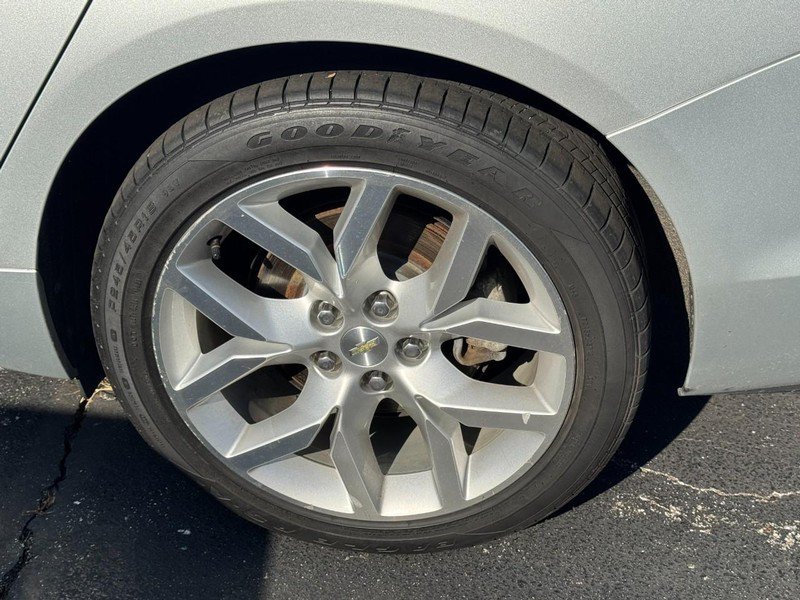 Used 2018 Chevrolet Impala Premier FWD image 7