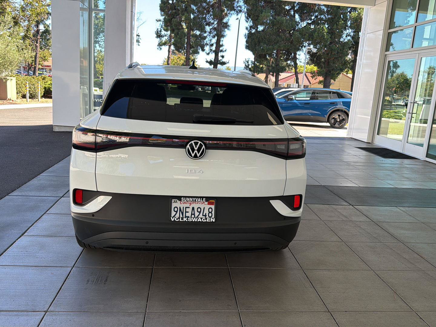 Certified 2024 Volkswagen ID.4 2WD image 4