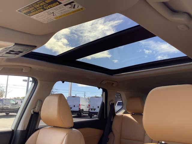 Used 2023 Nissan Rogue Platinum w/ Platinum Premium Package image 19