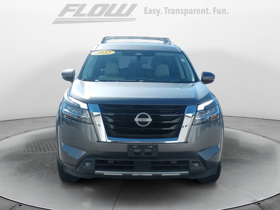 Used 2022 Nissan Pathfinder SL w/ Cargo Package image 2