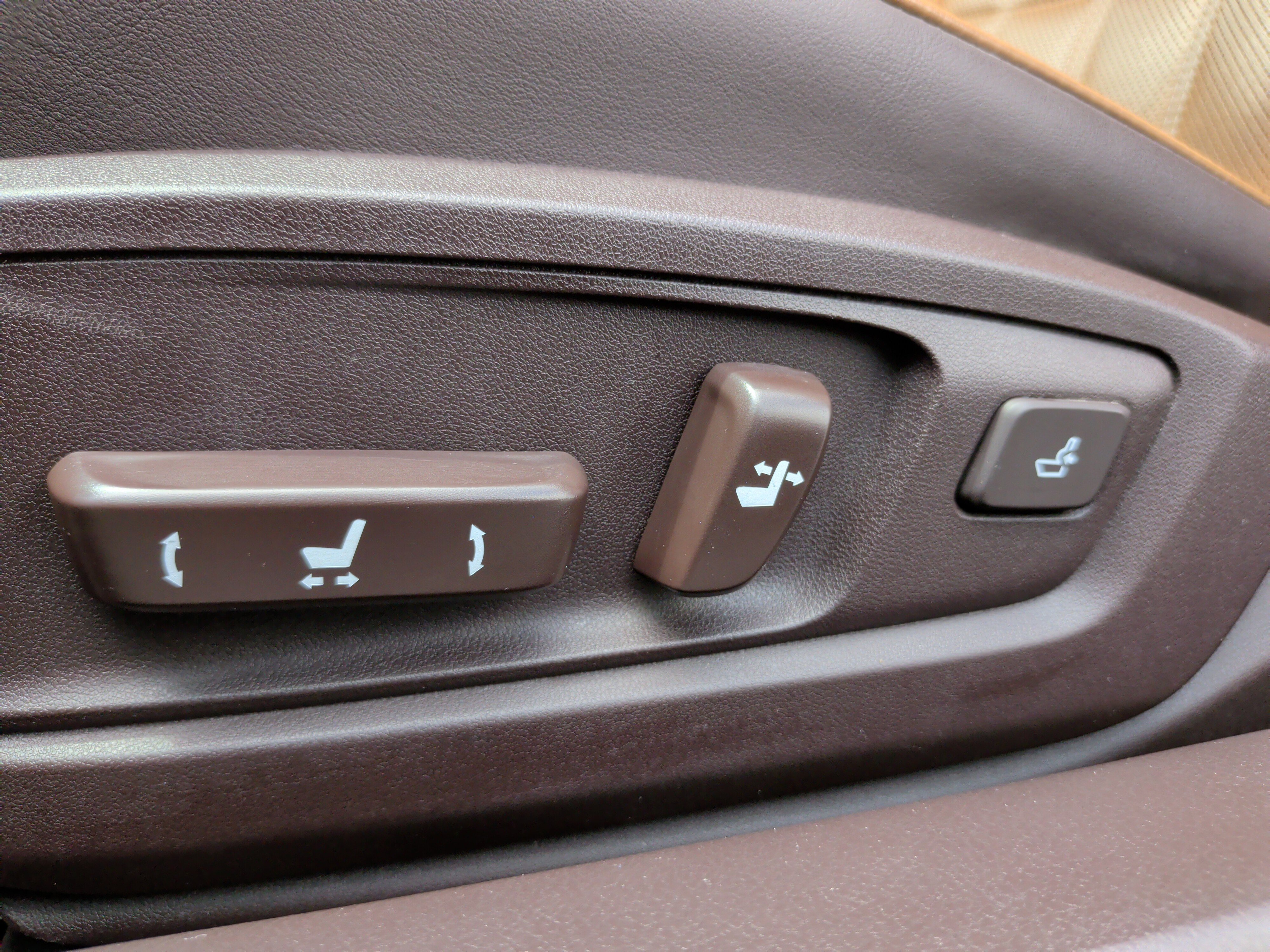 Used 2016 Lexus ES 350 w/ Luxury Package w/Wood Trim FWD image 27