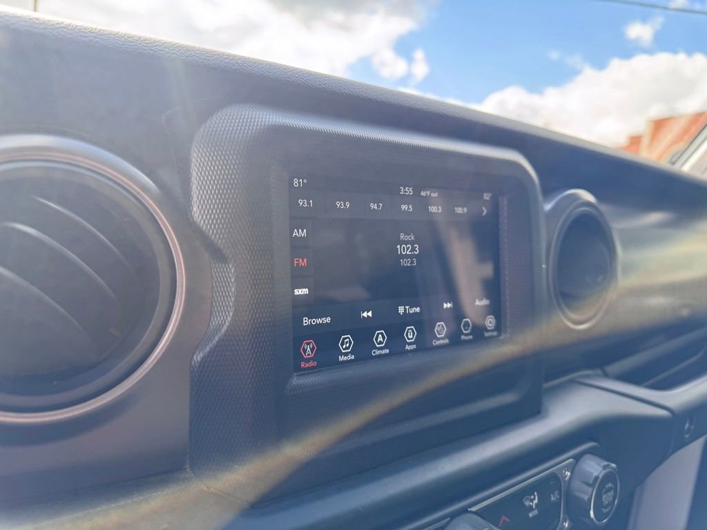 Used 2022 Jeep Wrangler Unlimited Sport image 27