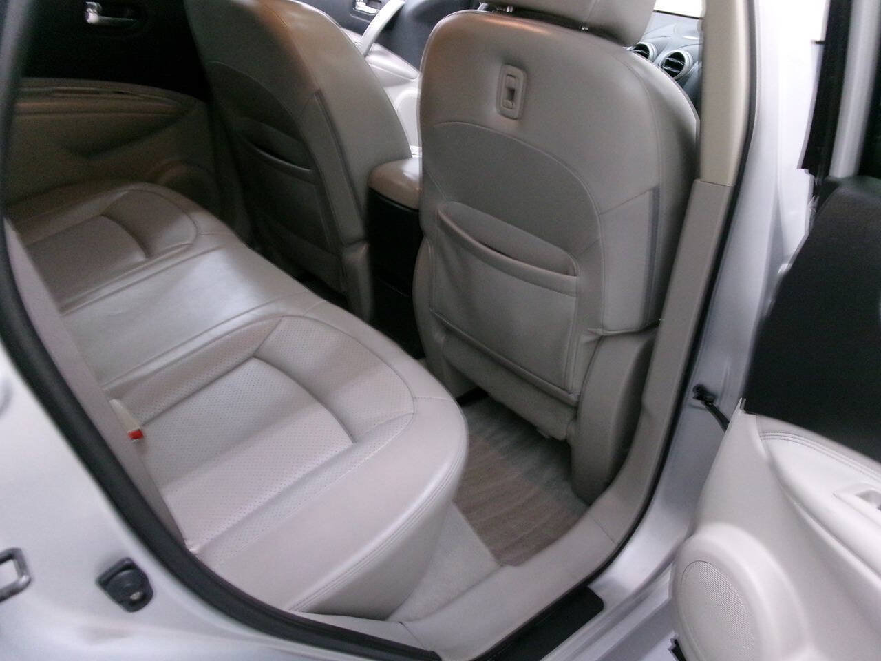 Used 2012 Nissan Rogue SL AWD/4WD image 29