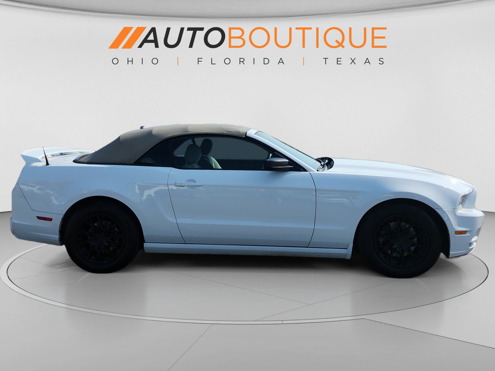 Used 2014 Ford Mustang Convertible w/ Equipment Group 102A RWD image 6