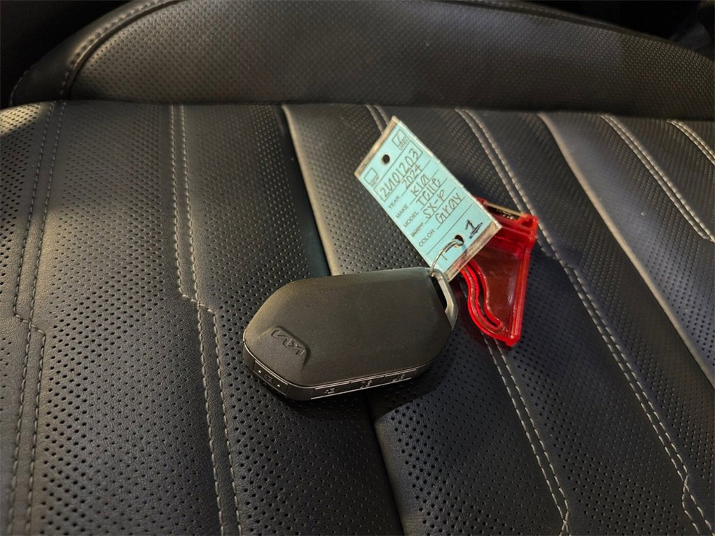 Certified 2024 Kia Telluride SX Prestige image 32