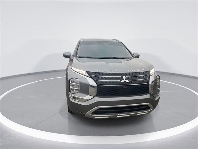 Used 2023 Mitsubishi Outlander SEL video 3