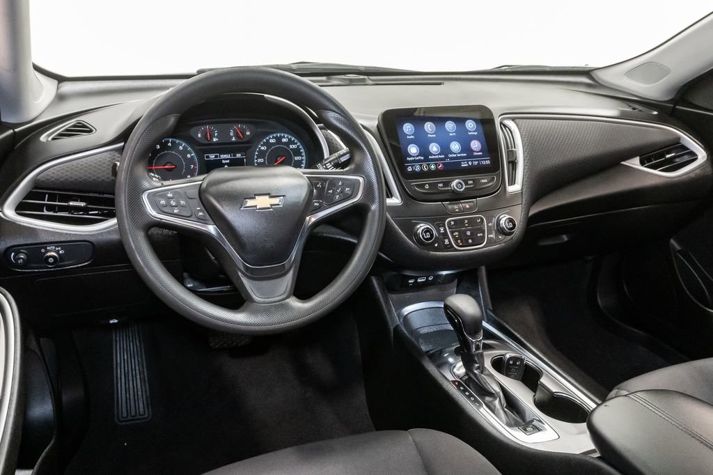 Used 2023 Chevrolet Malibu LT image 7