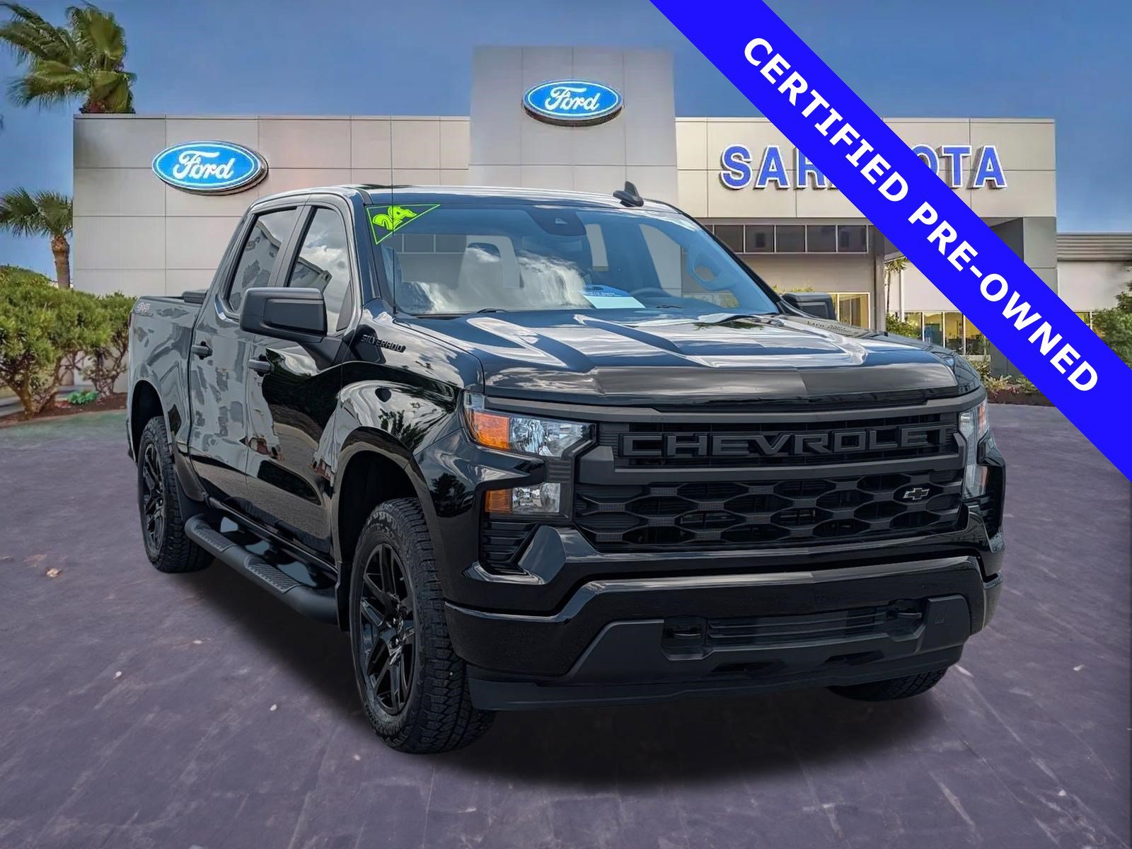 Used 2024 Chevrolet Silverado 1500 Custom w/ Turbomax Blackout Package AWD/4WD image 1