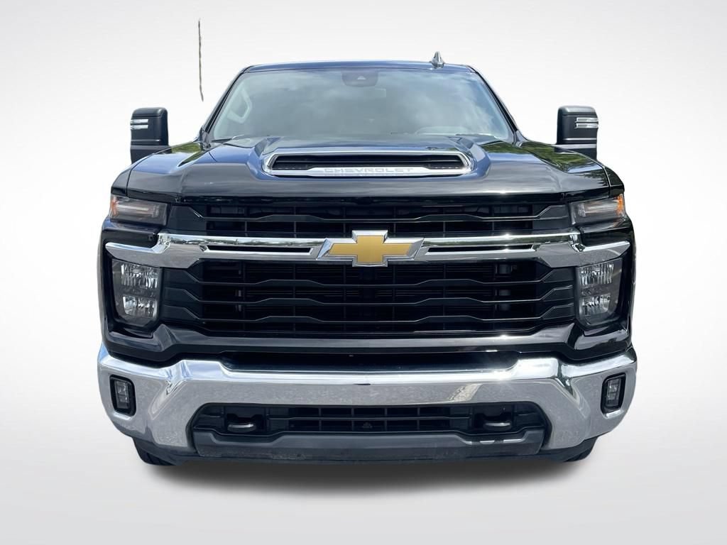 Used 2025 Chevrolet Silverado 2500 LT w/ Convenience Package AWD/4WD image 9