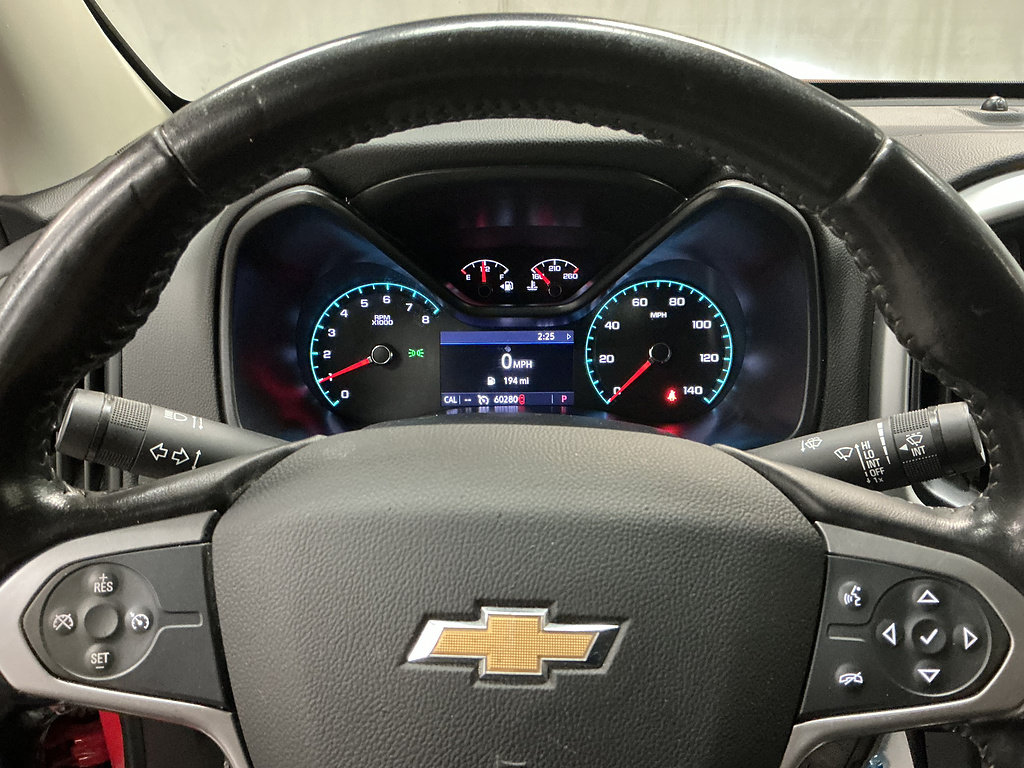 Used 2020 Chevrolet Colorado LT AWD/4WD image 13