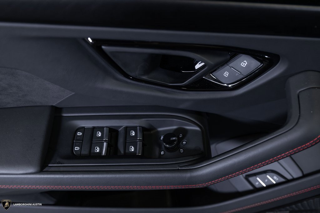 Used 2024 Lamborghini Urus S image 21