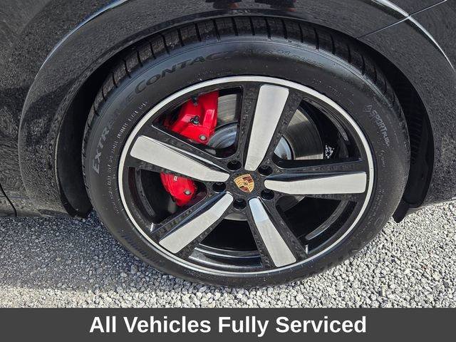 Used 2025 Porsche Cayenne GTS image 16