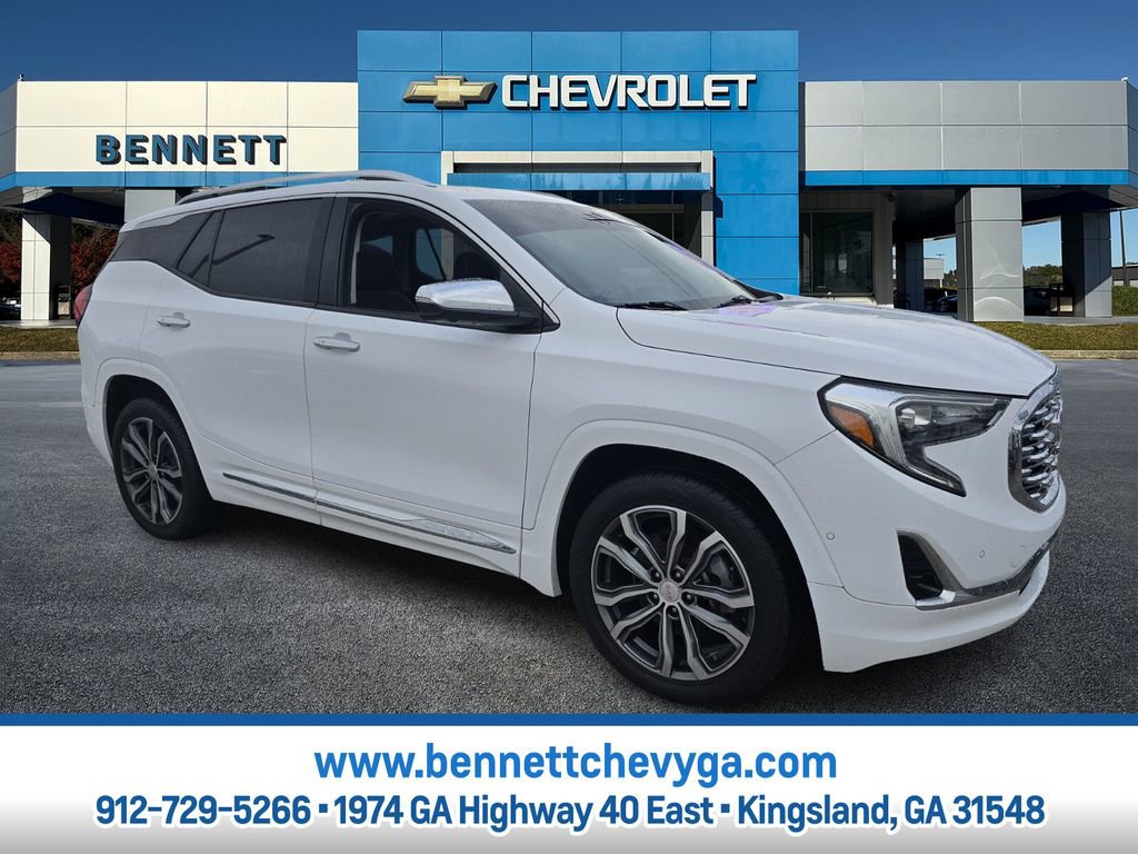 Used 2020 GMC Terrain Denali w/ Denali Premium Package image 1