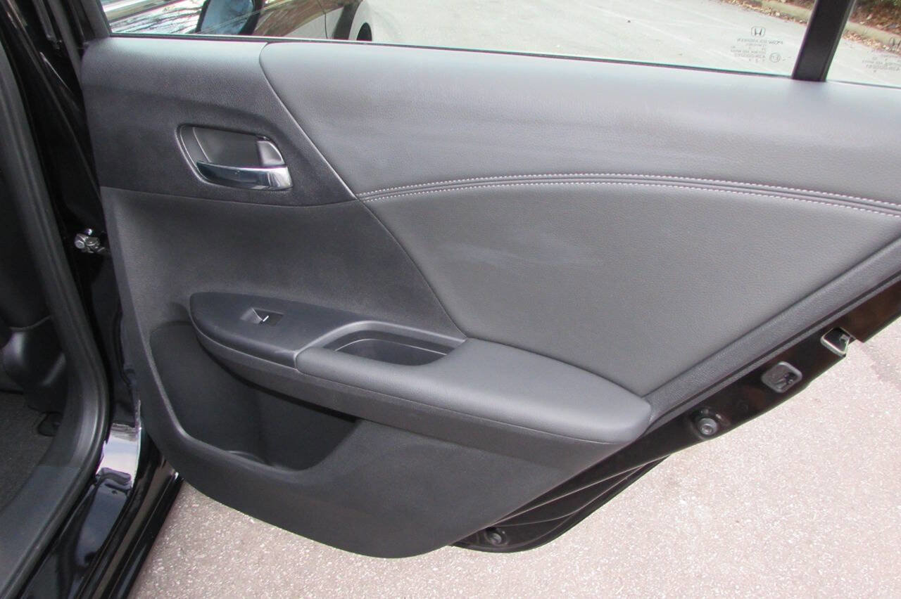 Used 2014 Honda Accord EX-L image 29