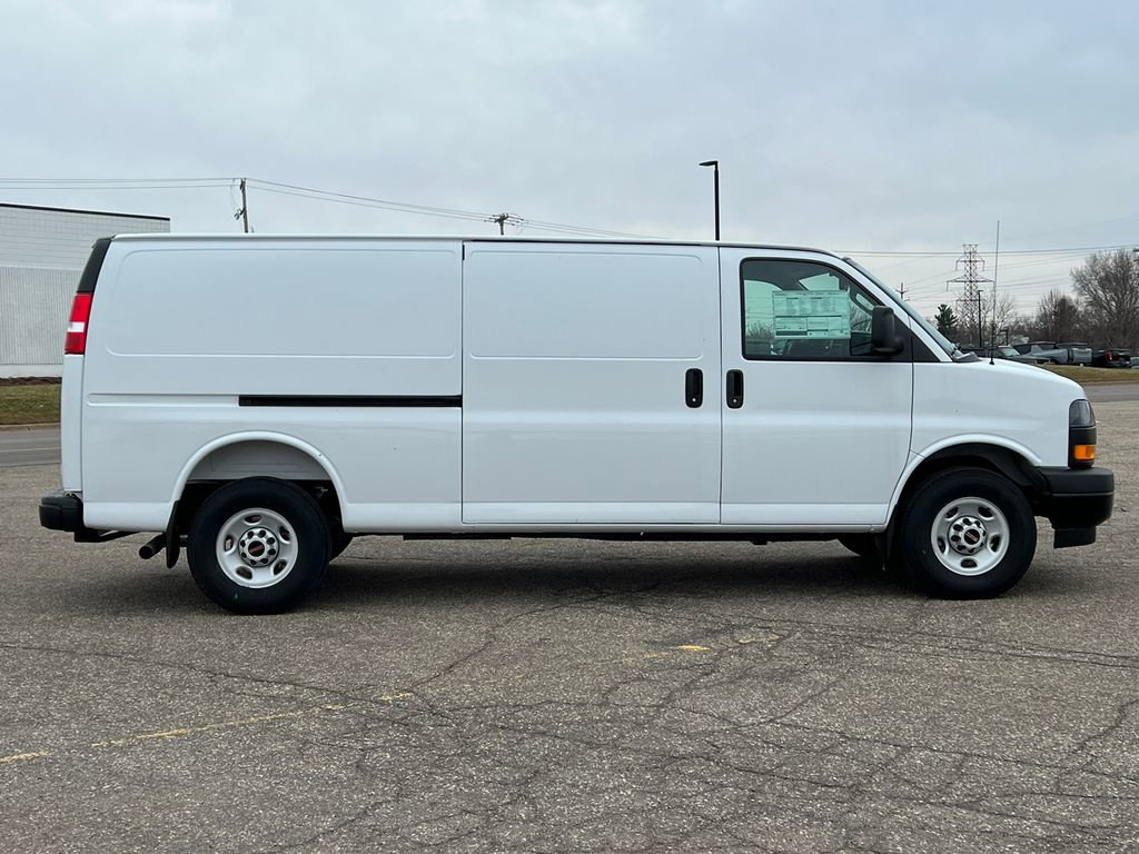 New 2025 GMC Savana 3500 Extended w/ Driver Convenience Package image 2