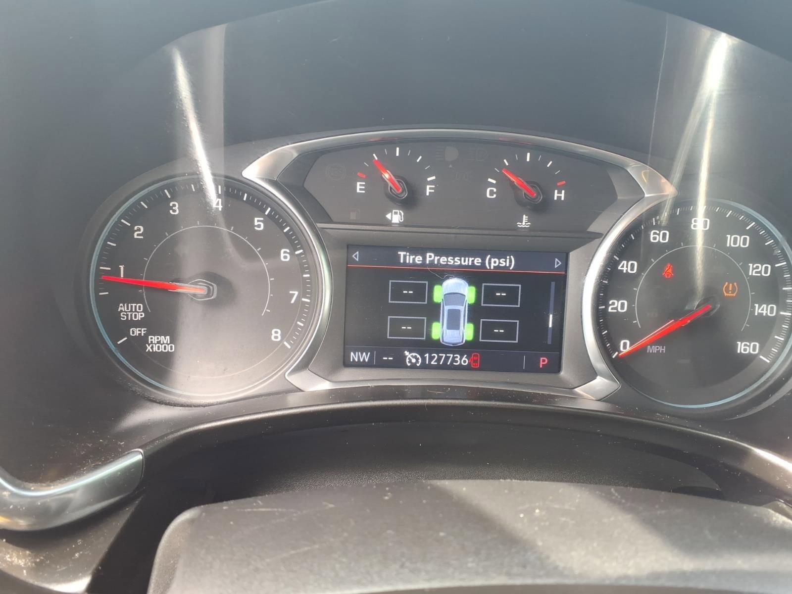 Used 2019 Chevrolet Equinox LT w/ Sun & Navigation Package FWD image 10