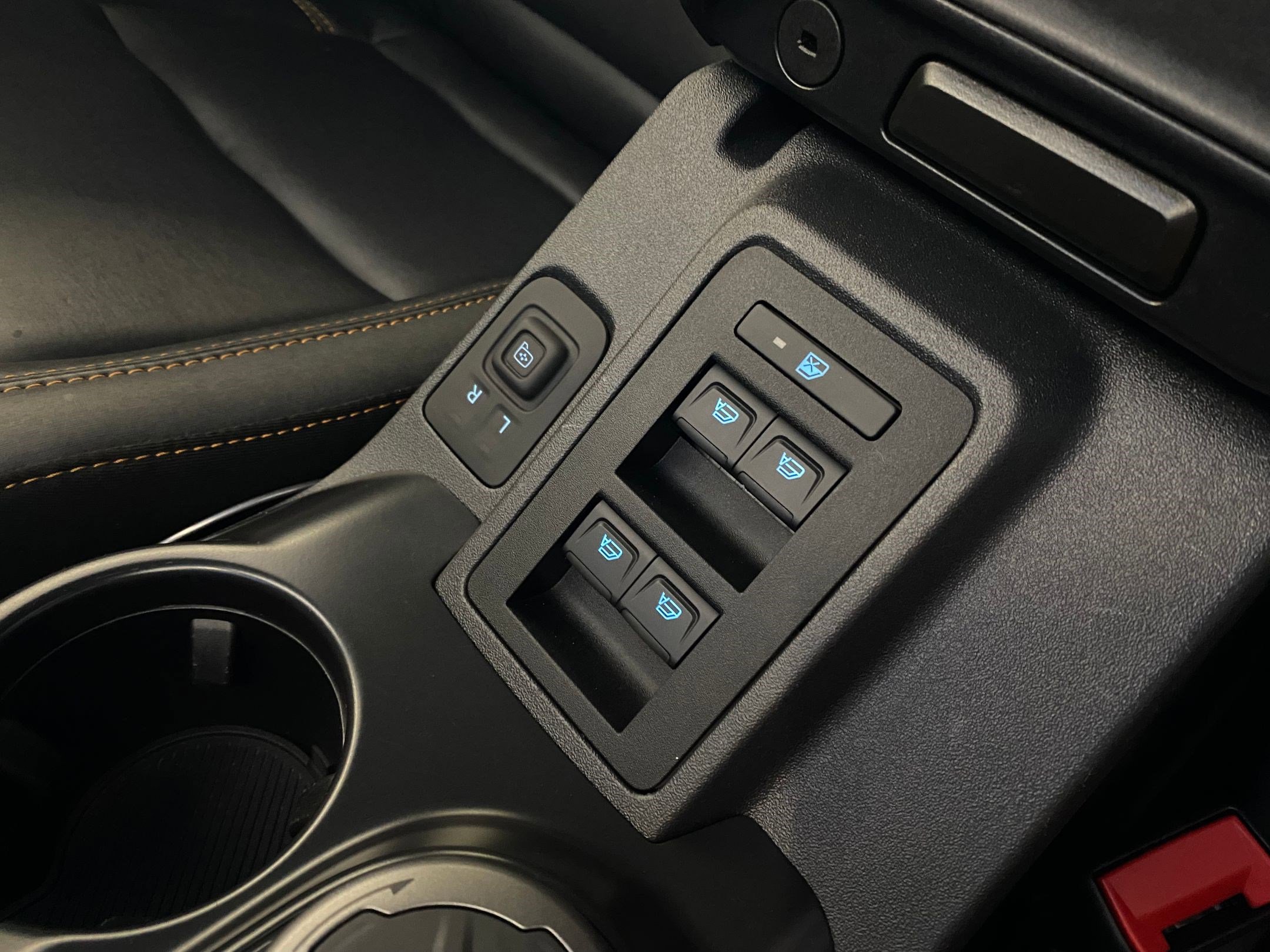 Used 2024 Ford Bronco Badlands image 29