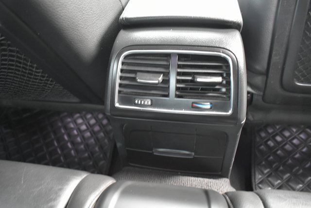 Used 2010 Audi A5 2.0T Premium image 26