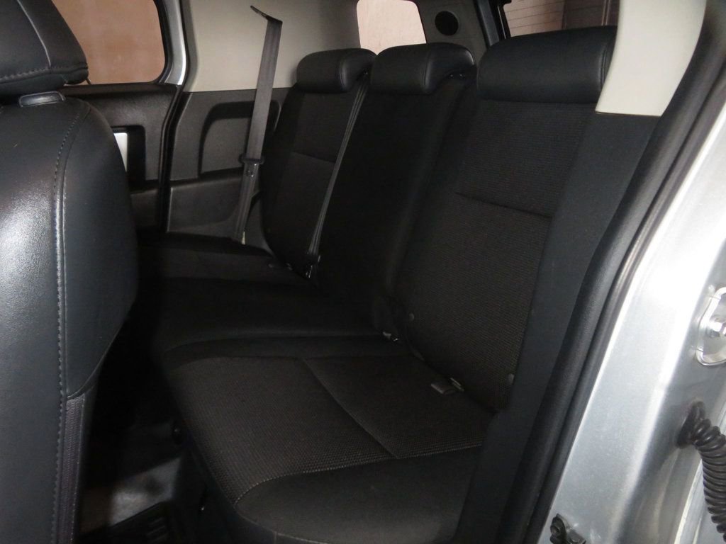 Used 2007 Toyota FJ Cruiser 4WD image 22
