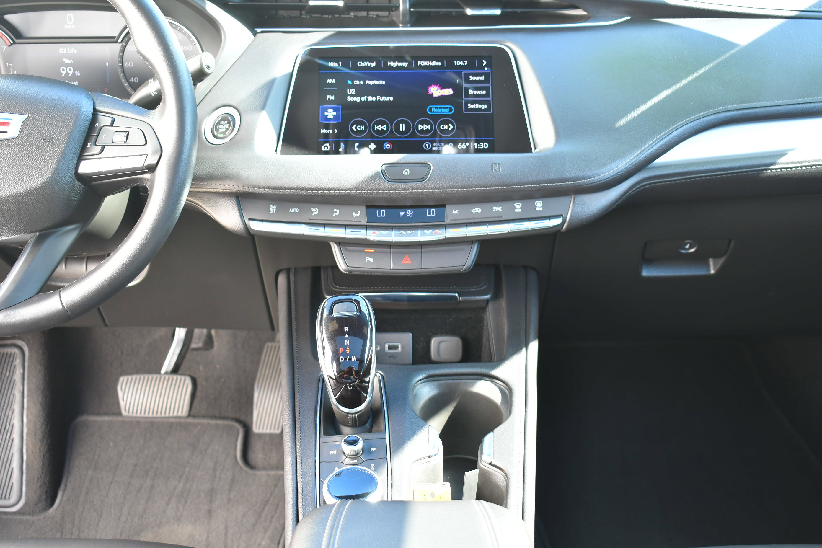 Used 2021 Cadillac XT4 Premium Luxury image 19