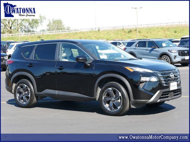 Used 2024 Nissan Rogue SV image 1