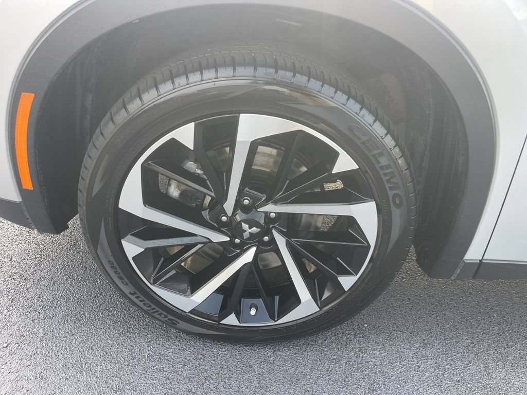 Used 2024 Mitsubishi Outlander SE AWD/4WD image 10