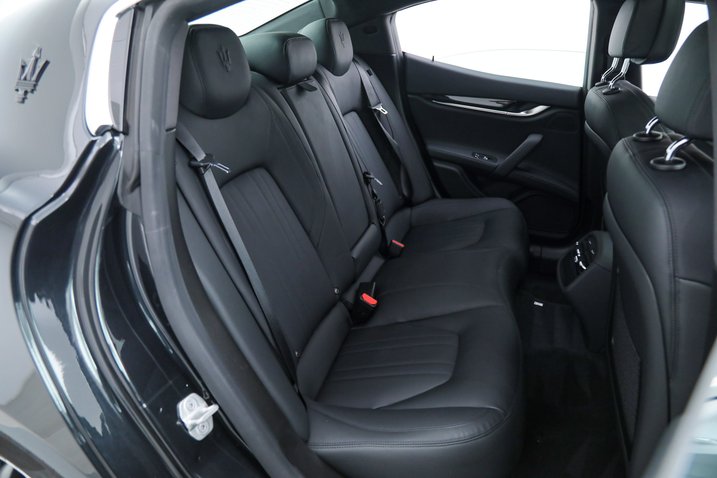 Certified 2023 Maserati Ghibli Modena RWD image 13