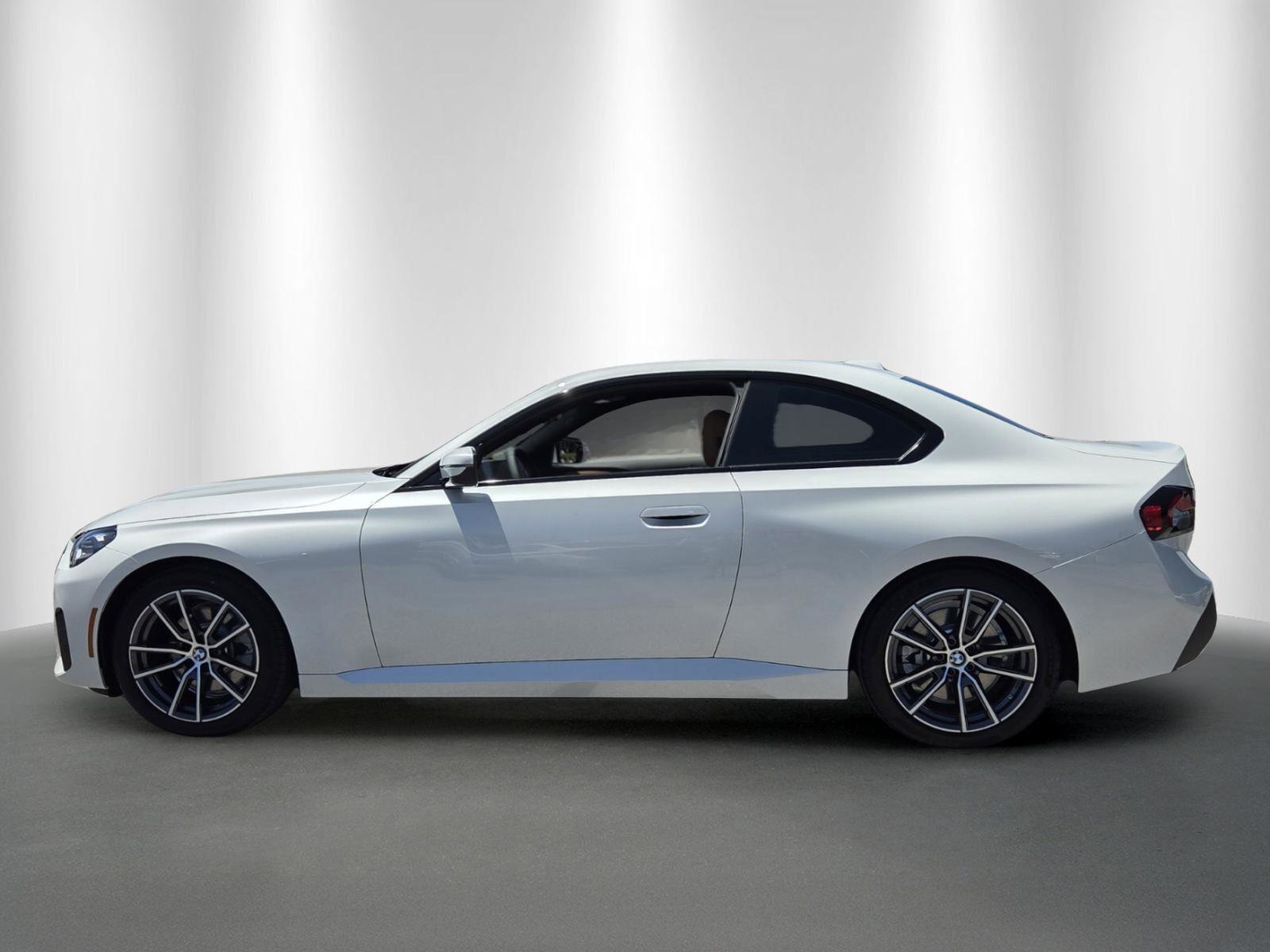 New 2026 BMW 230i Coupe w/ Convenience Package RWD image 4