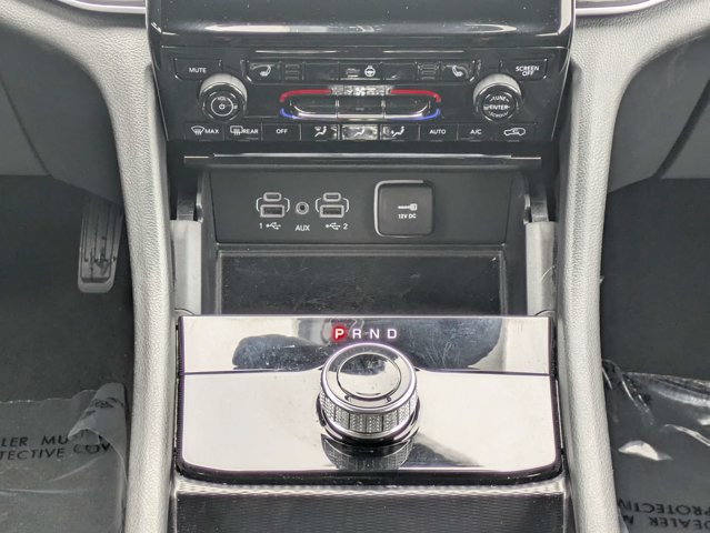 Certified 2024 Jeep Grand Cherokee L Altitude AWD/4WD image 19