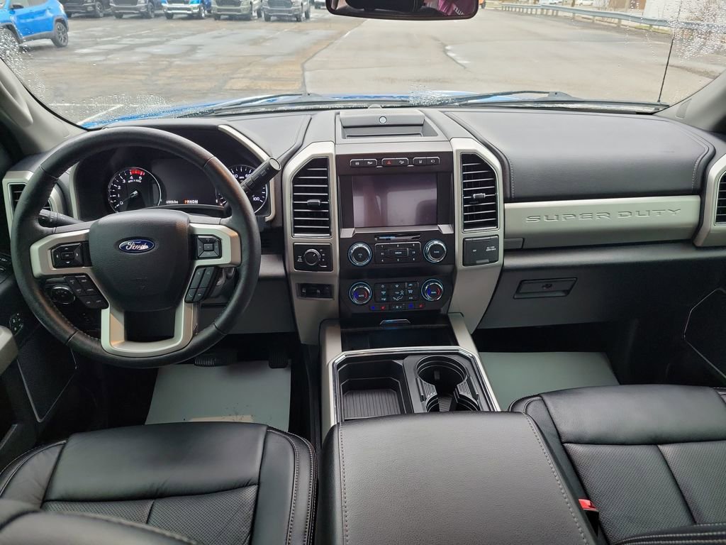 Used 2020 Ford F250 Lariat w/ Lariat Value Package image 3