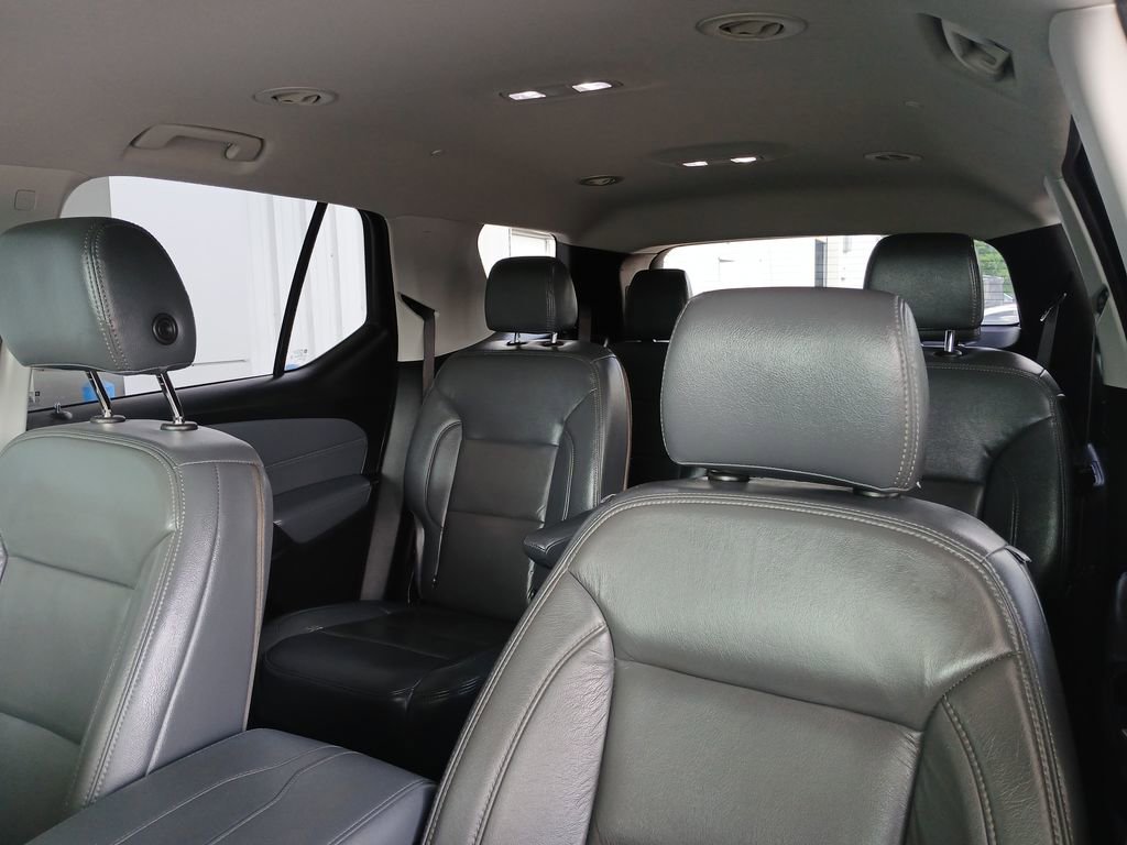 Certified 2020 Chevrolet Traverse LT image 25