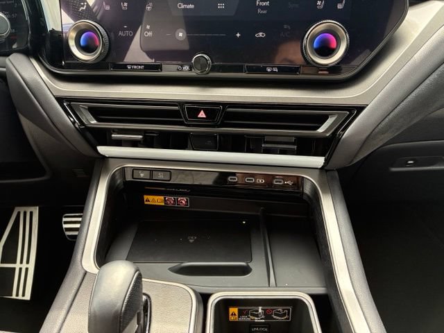 Used 2024 Lexus TX 500h AWD w/ Technology Package image 25