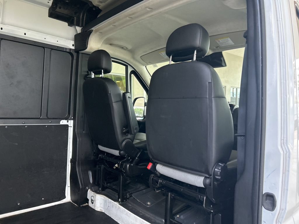 Used 2025 RAM ProMaster 2500 w/ Convenience Group FWD image 29