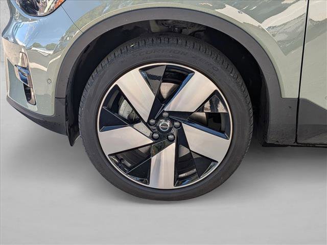 Used 2023 Volvo C40 P8 Recharge Ultimate image 10