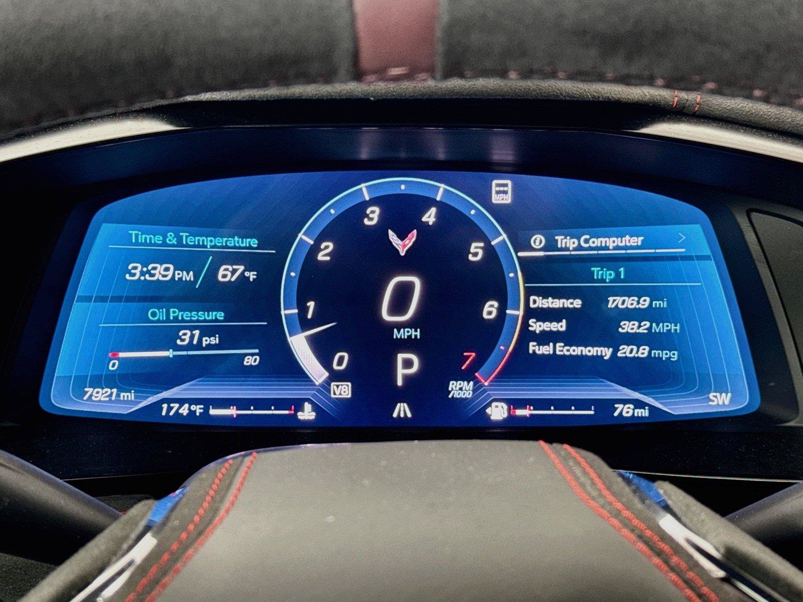 Used 2023 Chevrolet Corvette Stingray Premium Conv w/ Z51 Performance Package RWD image 23