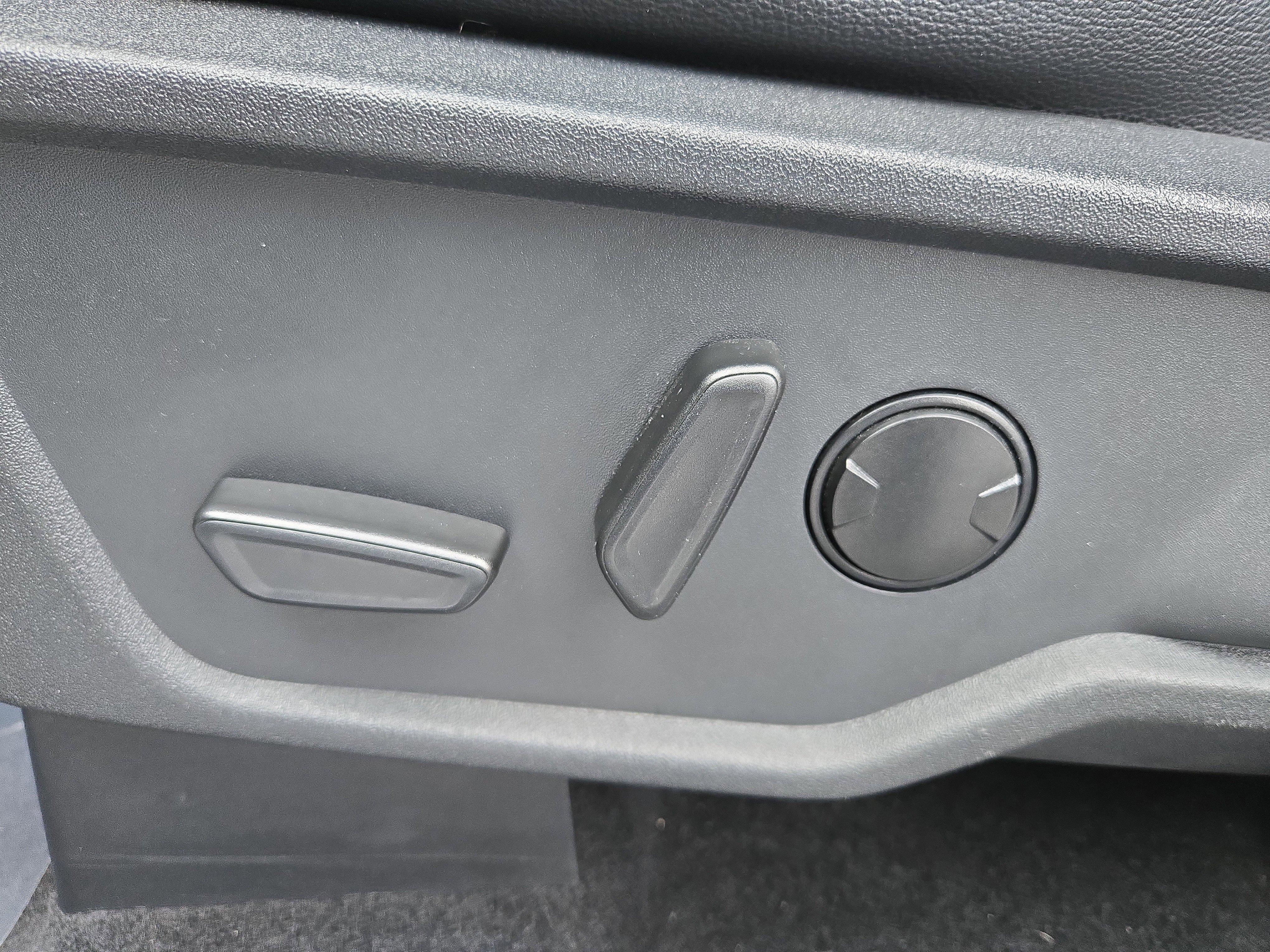 Used 2023 Ford Bronco Wildtrak image 13