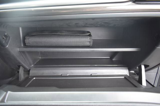 Used 2017 Ford Fusion SE image 40