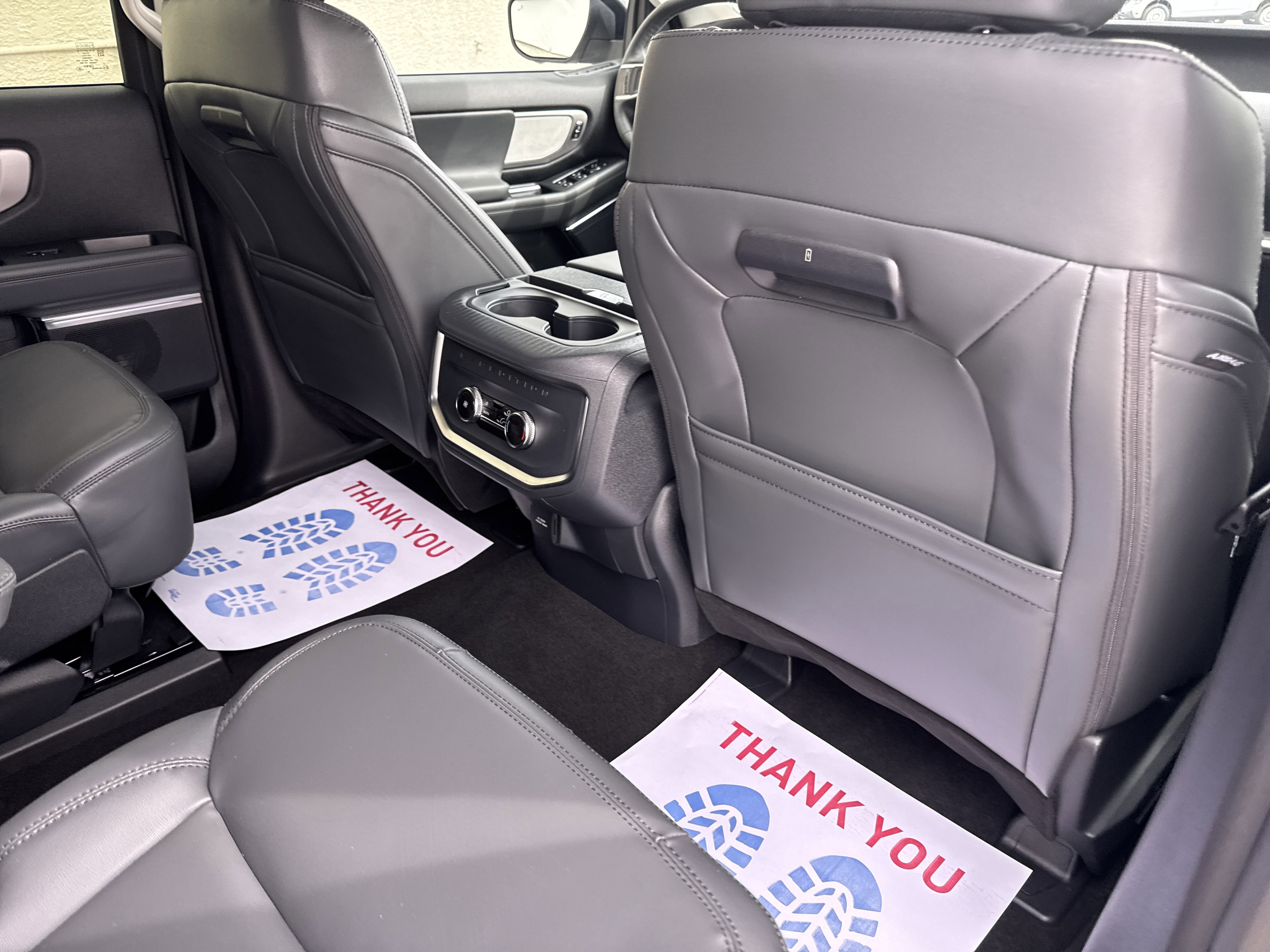 New 2026 Ford Expedition Active image 18