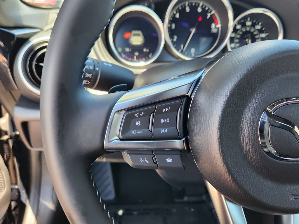 New 2026 MAZDA MX-5 Miata RF Grand Touring w/ Weather Package RWD image 18