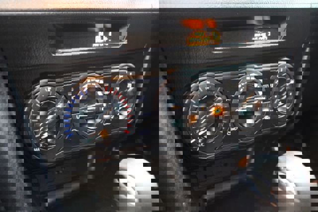 Used 2018 MAZDA MAZDA3 Sport image 16