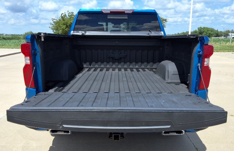 Used 2023 Chevrolet Silverado 1500 RST w/ Convenience Package II AWD/4WD image 9