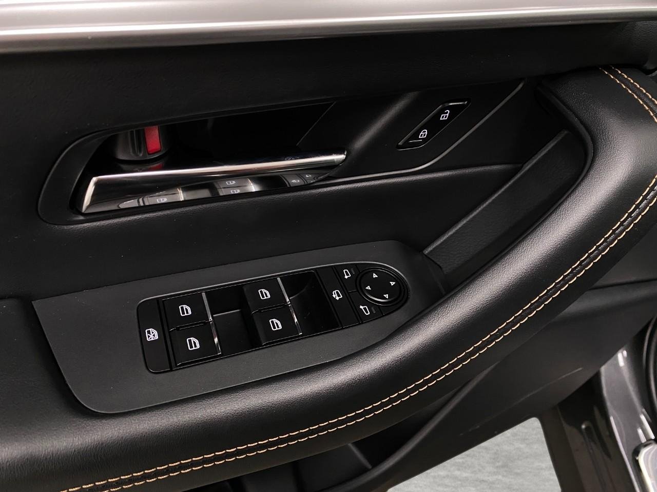 New 2026 MAZDA CX-90 Plug-In Hybrid w/ Premium Plus image 33