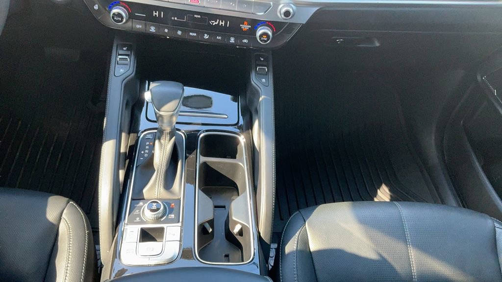 Used 2024 Kia Telluride EX w/ EX Captain's Chair Package image 26