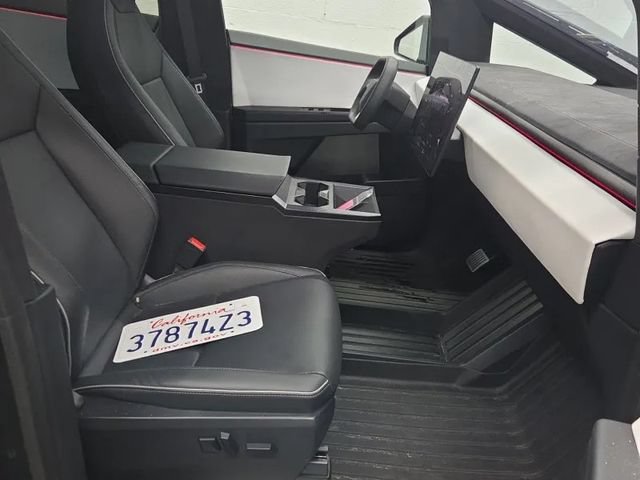 Used 2024 Tesla Cybertruck Cyberbeast AWD/4WD image 8